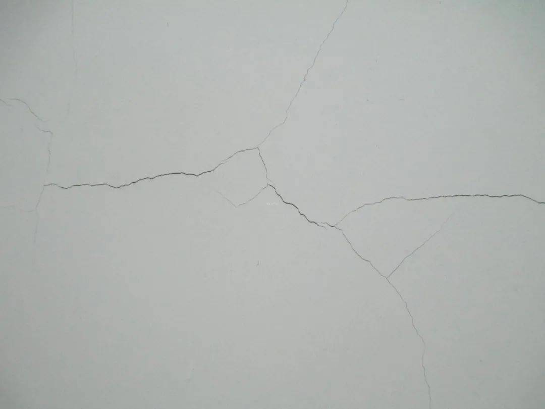 墙砖开裂是什么原因(墙砖开裂是什么原因导致的) 墙砖开裂是什么原因(墙砖开裂是什么原因导致的)